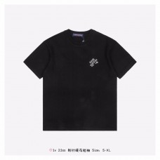 1V Embroidered Signature T-shirt