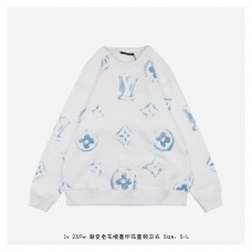 1V Monogram Print Sweatshirt