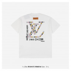 1V Monogram Print T-shirt