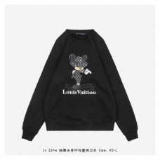 1V Mickey Mouse Print Sweatshirt