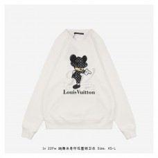 1V Mickey Mouse Print Sweatshirt