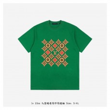 1V Monogram Print T-shirt