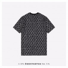 1V Monogram T-shirt