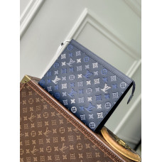 1V Pochette Voyage MM Handbag
