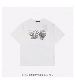 1V Paper Airplane Print T-shirt