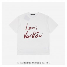 1V Signature Print T-shirt