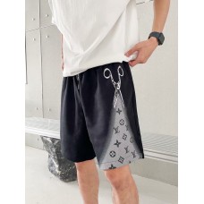 1V Scissors Print Shorts