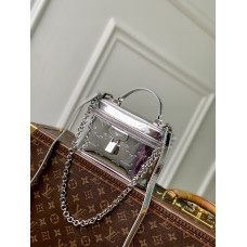 1V Vanity Chain Pouch