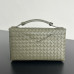 BV Borsa Knot Lock Handbag