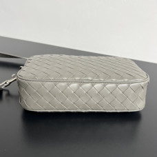 BV Small Intrecciato Camera Bag
