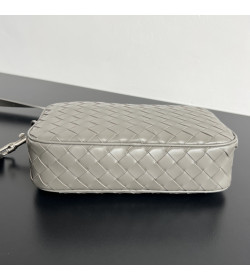 BV Small Intrecciato Camera Bag