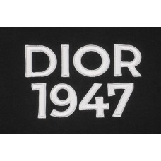 DR 1947 Embroidered T-shirt