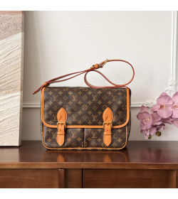 1V Satchel Messenger