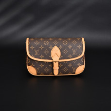 1V Diane PM Monogram