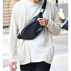 1V Discovery Bumbag PM Monogram Eclipse