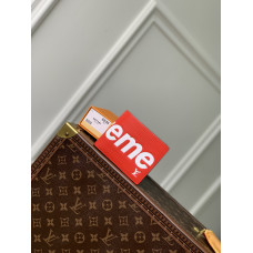 1V x Supreme Wallet