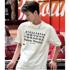 Maison Margiela 10 Pixel Logo Tee
