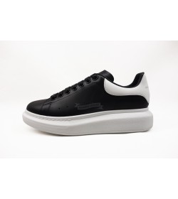 MQ Oversized Sneaker - Black/White
