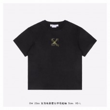 Off-White Print T-shirt 