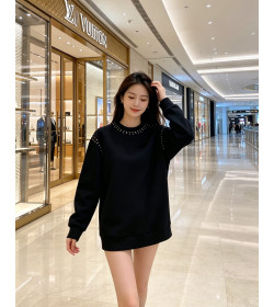 1V Studded Crewneck Sweatshirt