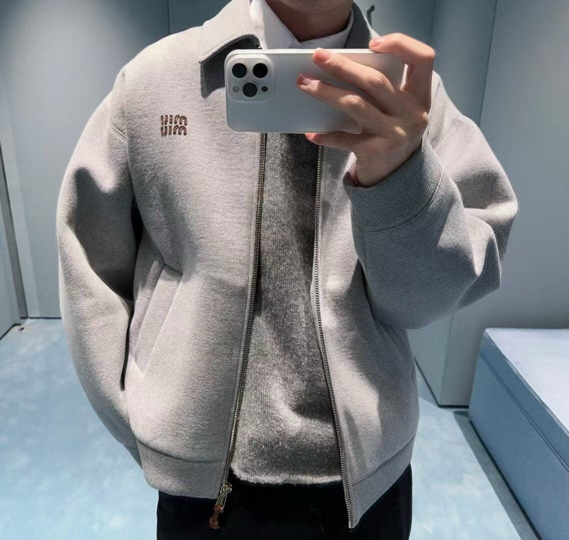 Miu Miu 24SS Heavyweight Plain Knit Collared Jacket