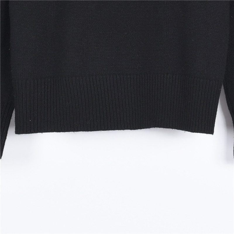 Burberry Equestrian Knight Logo Cashmere Blend Crewneck Sweater