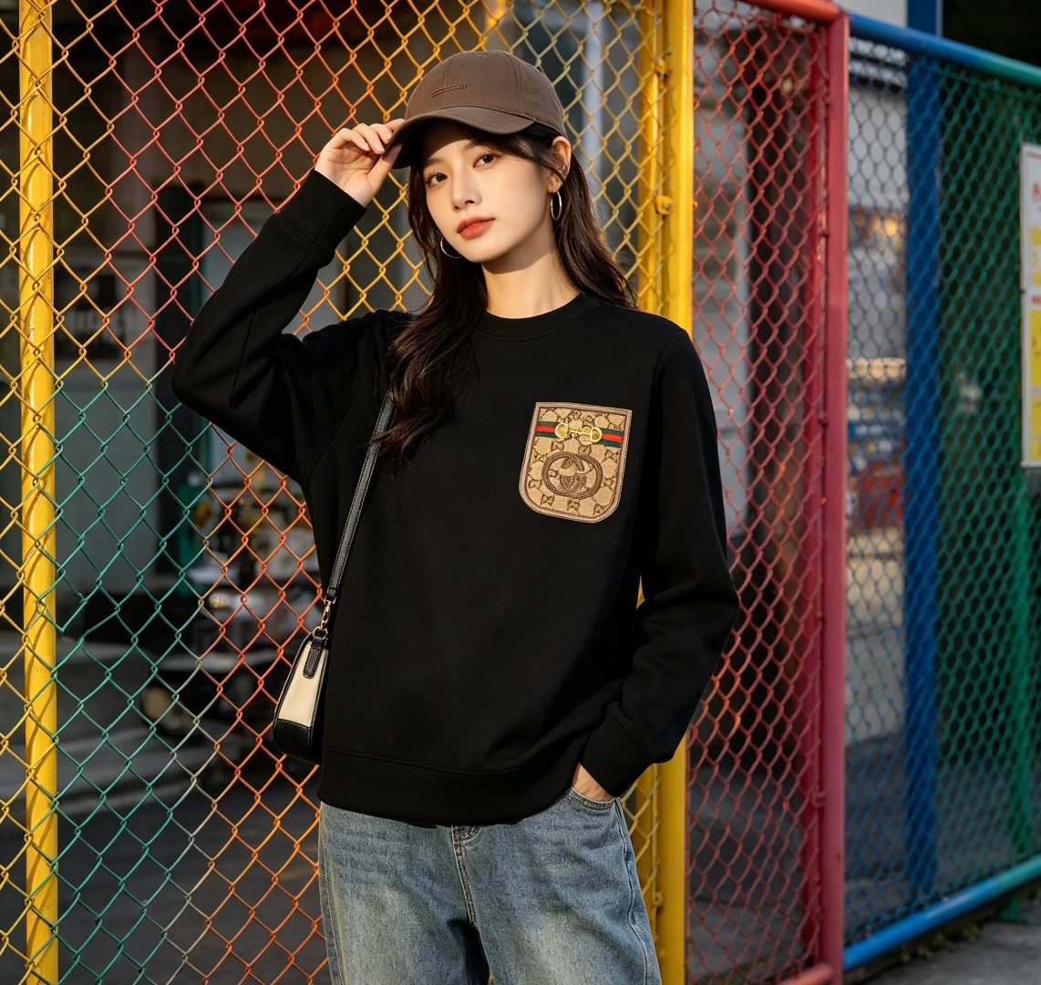 Gucci Monogram Pocket Appliqué Crewneck Sweatshirt
