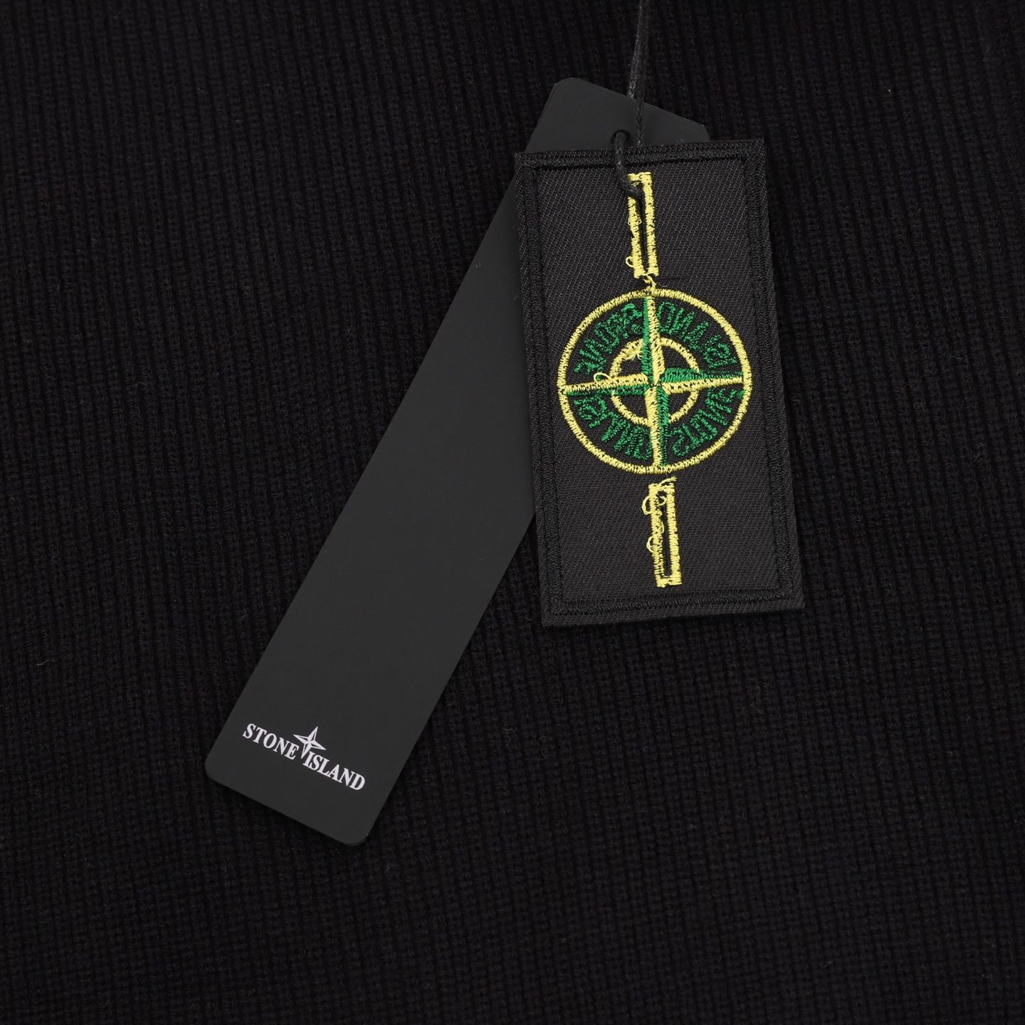 Stone Island 26FW Sleeve Badge Zip Knit Jacket