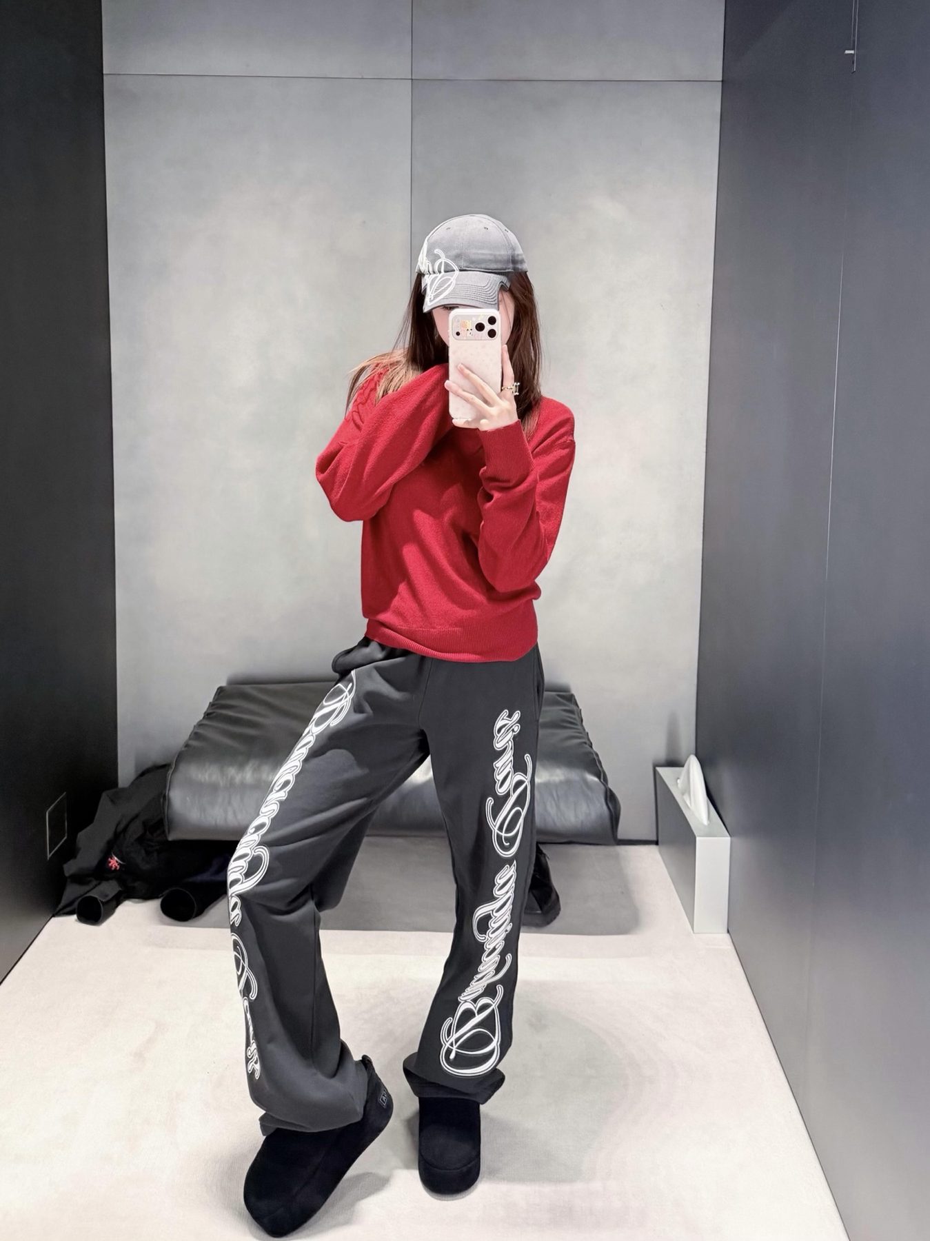 Balenci*ga Cursive Side Logo Embroidered Trousers