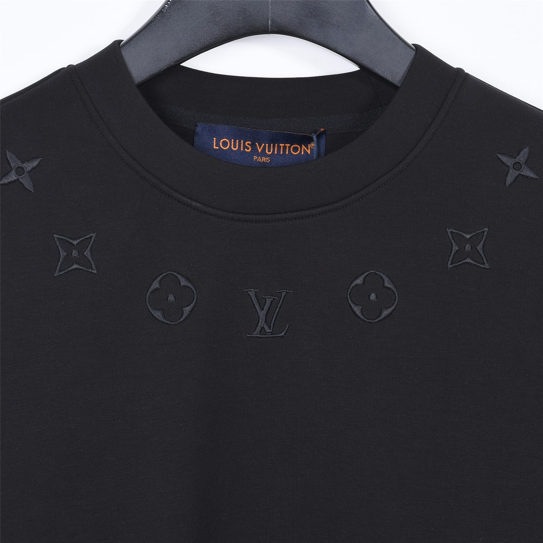 1V Embossed Monogram Collar Embroidered Crewneck Sweatshirt