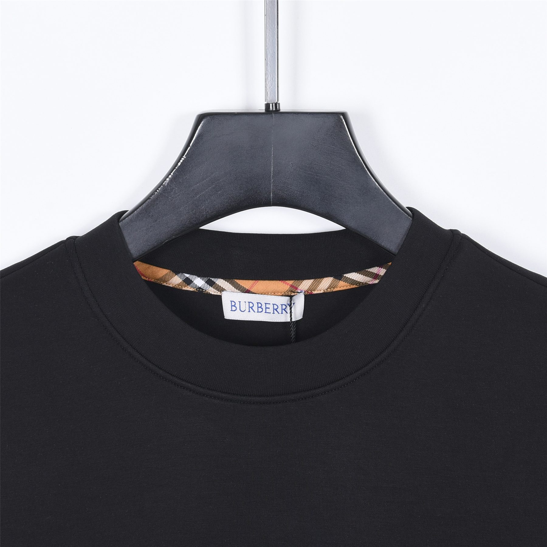 Burb*rry 26SS Equestrian Knight Embroidered Check Hem Crewneck Sweatshirt